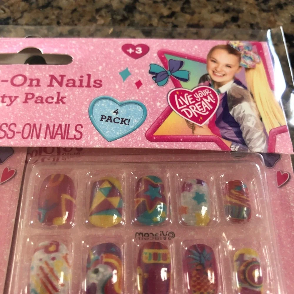 🌵 3/$15 Nickelodeon JoJo Siwa press-on nails party pack (see description)
